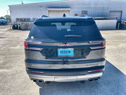Used 2025 GMC Acadia Elevation image 31