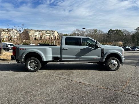 New 2026 Ford F450 Platinum w/ FX4 Off-Road Package image 8