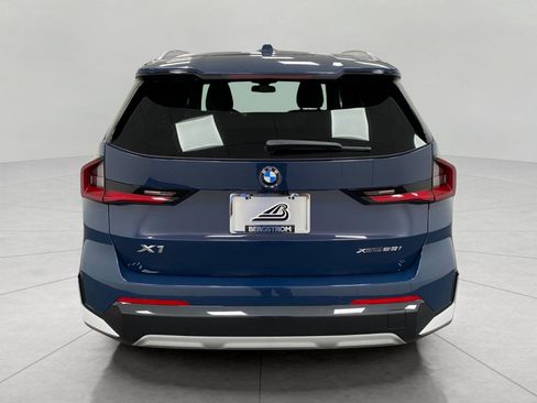 New 2027 BMW X1 xDrive28i AWD/4WD image 4
