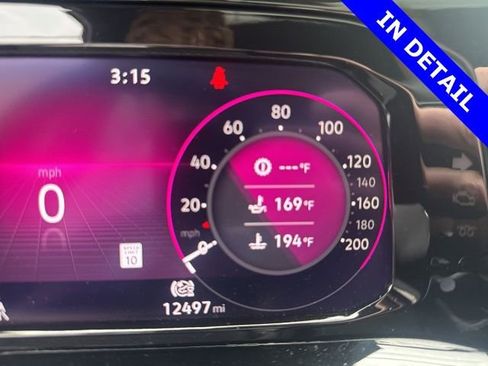 Used 2024 Volkswagen Golf R image 4