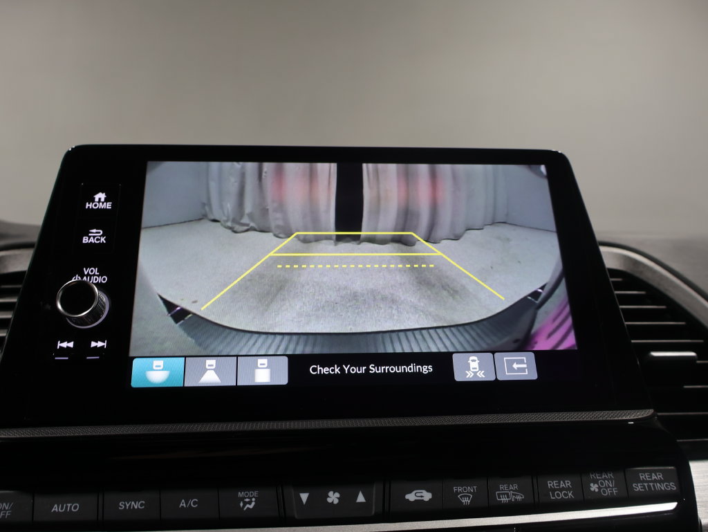 Used 2026 Honda Odyssey Touring image 27