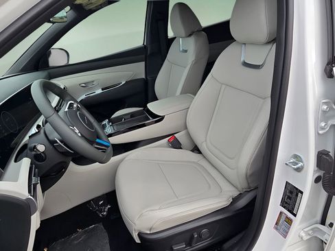 New 2026 Hyundai Tucson Limited image 13