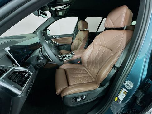 New 2026 BMW X5 xDrive50e image 16