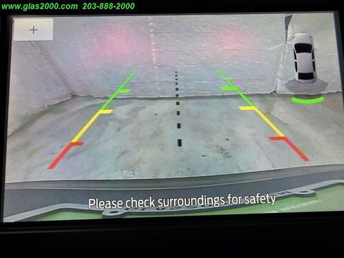 Used 2020 Ford Fusion SE FWD image 11