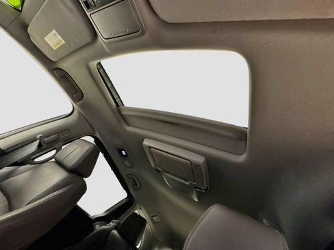 Used 2020 Honda Odyssey Elite image 22