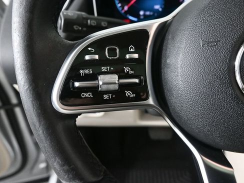 Certified 2021 Mercedes-Benz GLA 250 image 10