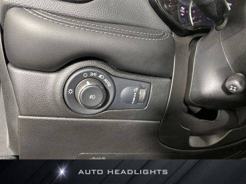 Used 2022 Dodge Durango GT image 26