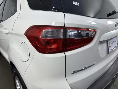 Used 2018 Ford EcoSport SE image 30