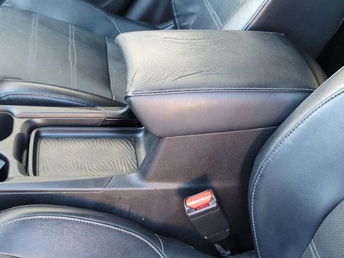 Used 2017 Honda CR-V EX-L image 8