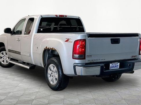Used 2013 GMC Sierra 1500 SLE w/ Power Tech Package AWD/4WD image 4