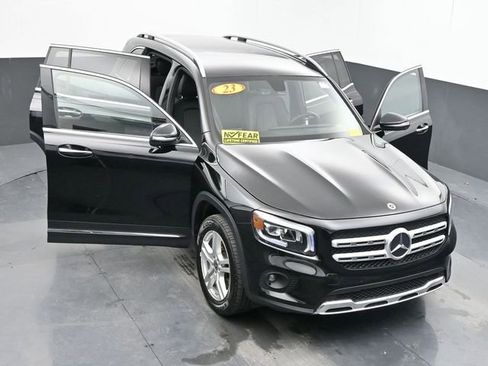 Used 2023 Mercedes-Benz GLB 250 4MATIC image 59