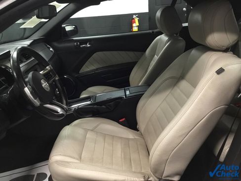 Used 2012 Ford Mustang Premium image 32