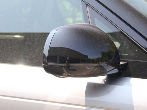 Used 2024 Land Rover Range Rover Sport image 14