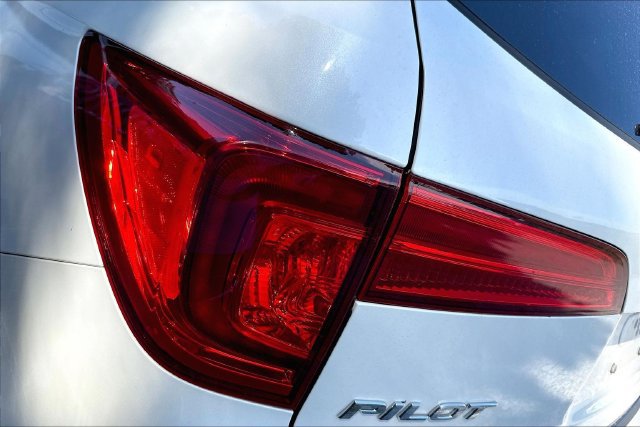 Used 2016 Honda Pilot EX-L image 25