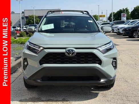 Used 2022 Toyota RAV4 XLE Premium FWD image 6