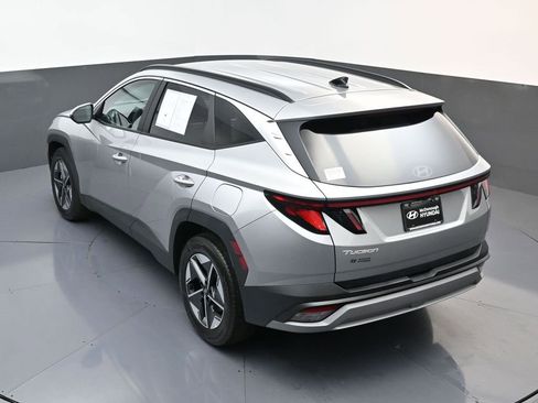 Certified 2025 Hyundai Tucson SEL FWD image 17