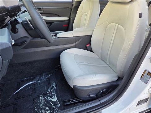 Used 2025 Hyundai Sonata SEL image 15