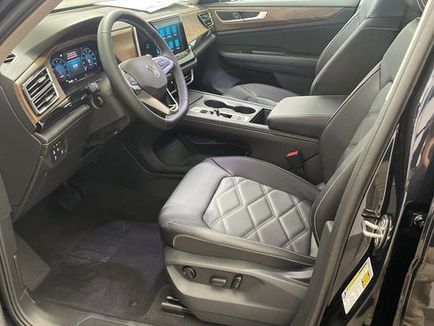 New 2026 Volkswagen Atlas SE image 7