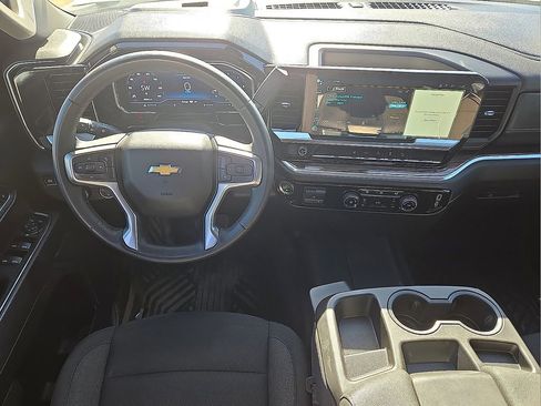 Used 2024 Chevrolet Silverado 2500 LT image 18
