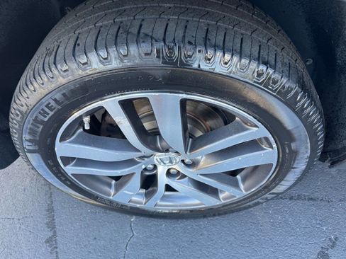 Used 2016 Honda Pilot Touring image 21
