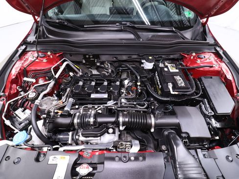 Used 2018 Honda Accord LX image 25