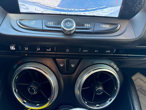 Used 2018 Chevrolet Camaro SS image 20