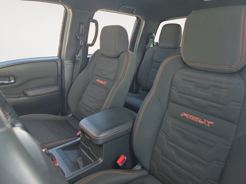 Used 2023 Nissan Frontier Pro-X w/ Pro Convenience Package RWD image 9