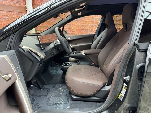New 2026 BMW iX xDrive60 w/ Premium Package image 21