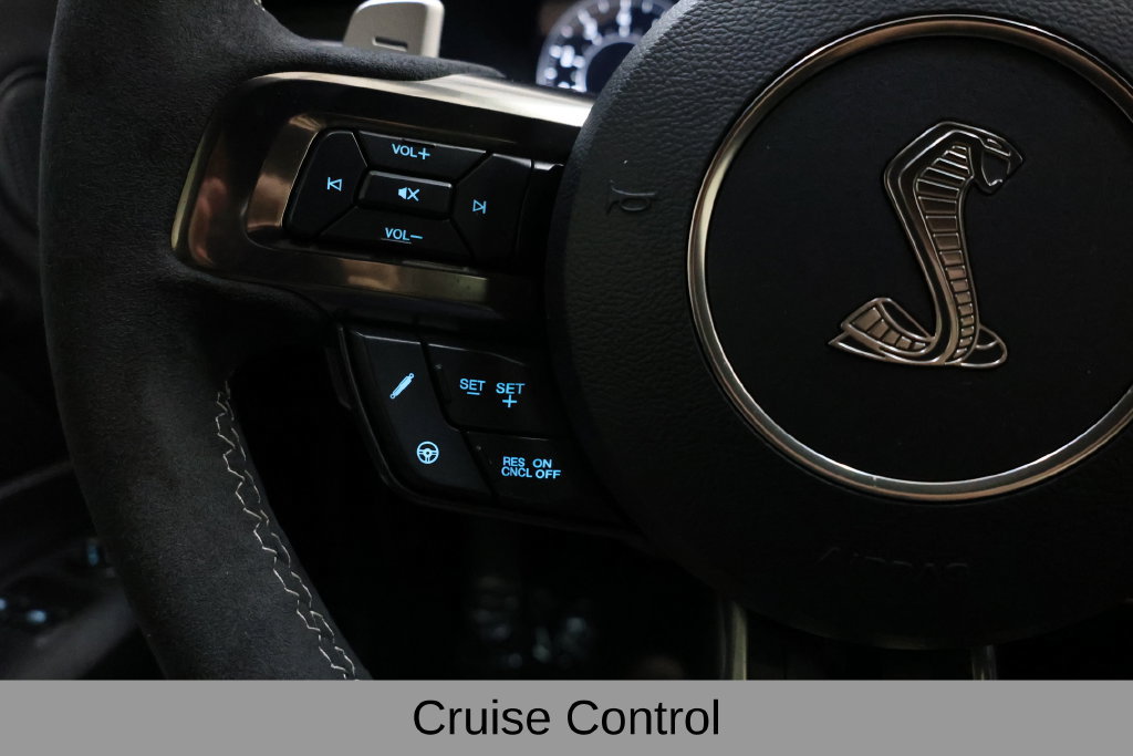 Used 2021 Ford Mustang Shelby GT500 w/ Technology Package RWD image 38