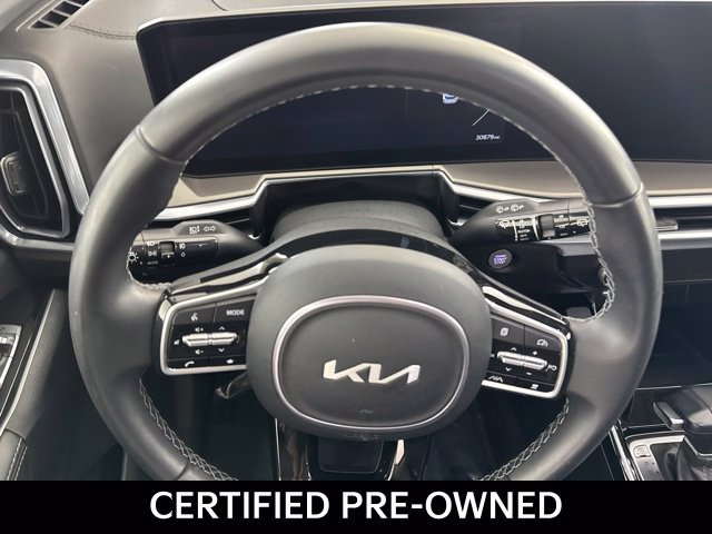 Certified 2025 Kia Sorento SX FWD image 29