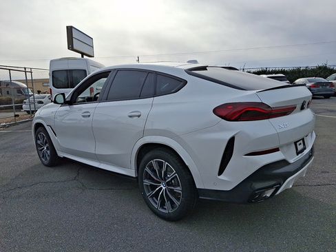New 2026 BMW X6 xDrive40i image 5