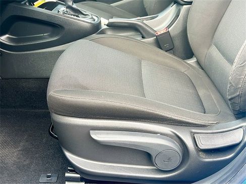 Used 2022 Hyundai Kona SEL w/ Cargo Package image 18