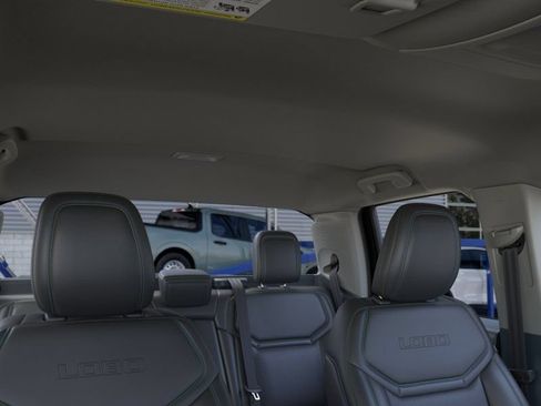New 2026 Ford Maverick Lobo AWD/4WD image 39