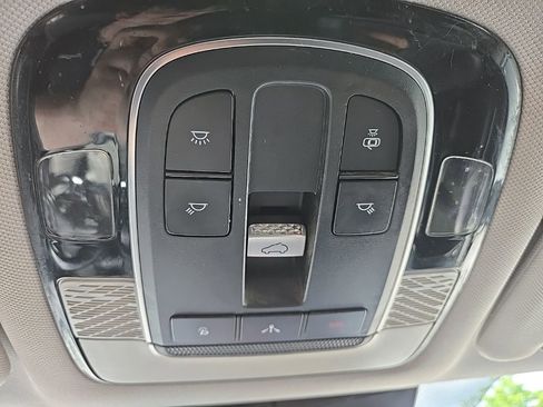 Used 2021 Hyundai Palisade SEL w/ Premium Package AWD/4WD image 23