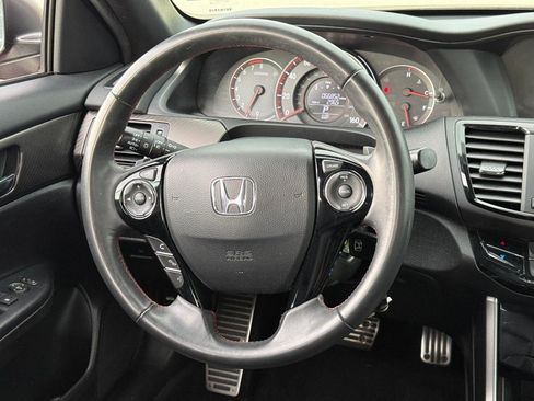 Used 2017 Honda Accord Sport Special Edition image 13
