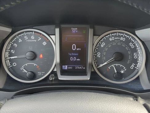 Used 2019 Toyota Tacoma SR5 image 11