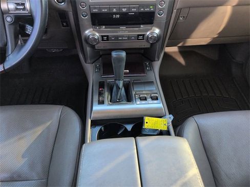 Used 2015 Lexus GX 460 w/ Premium Package image 18