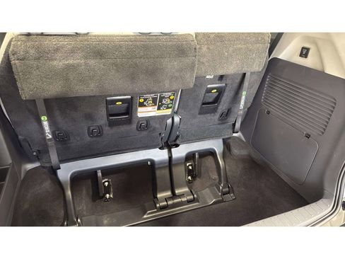 Used 2022 Toyota Sienna Limited AWD/4WD image 9