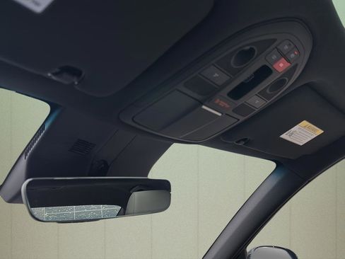 Certified 2025 Genesis G70 2.5T w/ Sport Prestige Package image 35