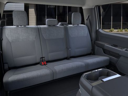 New 2026 Ford F550 4x4 Crew Cab Super Duty w/ XLT Value Package image 11