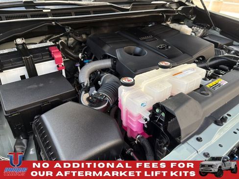 Used 2024 Toyota Tundra Limited AWD/4WD image 17