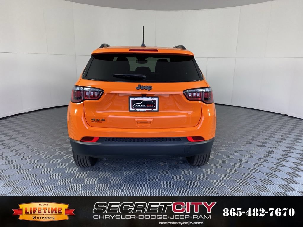 New 2026 Jeep Compass Latitude AWD/4WD image 6