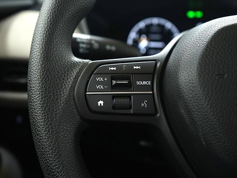 Used 2023 Honda HR-V LX image 27