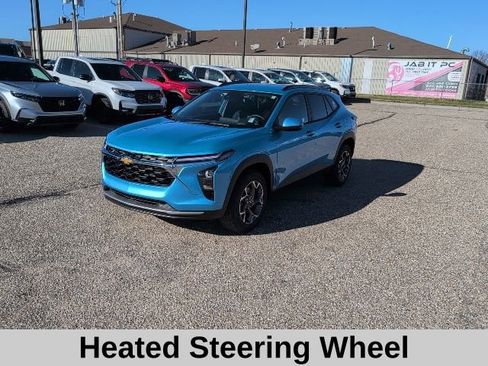 New 2026 Chevrolet Trax LT w/ Driver Confidence Package image 14