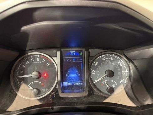 Certified 2020 Toyota Tacoma TRD Off-Road w/ TRD Premium Off Road Package AWD/4WD image 25