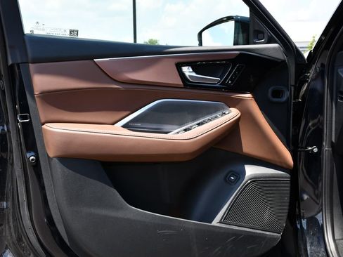 Certified 2026 Acura MDX FWD w/ Technology Package image 13