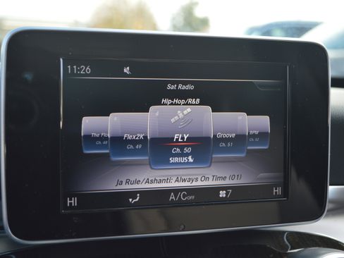 Used 2018 Mercedes-Benz C 300 C 300 image 19