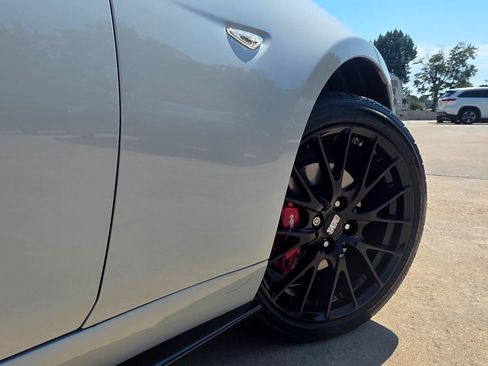 Used 2018 MAZDA MX-5 Miata Club w/ Brembo/BBS Recaro Package RWD image 32