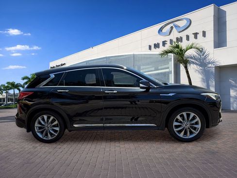 Used 2019 INFINITI QX50 Luxe w/ Navigation Package FWD image 8