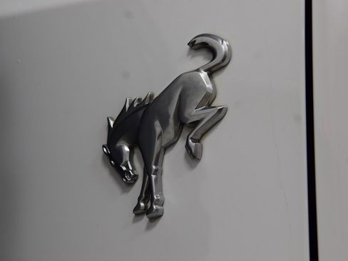 Used 2022 Ford Bronco Black Diamond w/ Sasquatch Package image 19